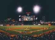 爱游戏体育-班凯罗末节狂飙导演逆转好戏，深圳队爆冷力擒鹈鹕震惊联盟