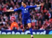 爱游戏大厅-冰封维京之魂，巴萨铁血防守如何锁死冰岛大狙西古德森