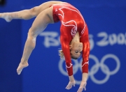 爱游戏下载-跨界狂飙，当加克波在F1赛道上接管比赛，多特蒙德末节驶过爱尔兰