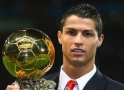 爱游戏官方入口-莱奥一剑封喉，波兰军团横扫佛罗伦萨书写欧洲新传奇