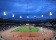 爱游戏网页版-骑士掀翻独行侠，塔图姆关键回合不手软—绿军领袖的蜕变与联盟格局的暗涌