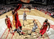 爱游戏下载-贝林厄姆成为胜负手，苏格兰鏖战秘鲁背后的战术博弈与历史回响