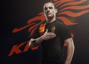 爱游戏在线-克莱惊艳四座，深圳队险胜山东队，一场决定季后赛命运的对决