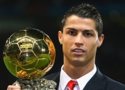 AYXapp下载-孔德统治级数据引爆全场，曼城式碾压波兰展现战术新维度