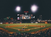 爱游戏tv-绿茵启示录，本泽马的爆发哲学与英格兰的碾压逻辑