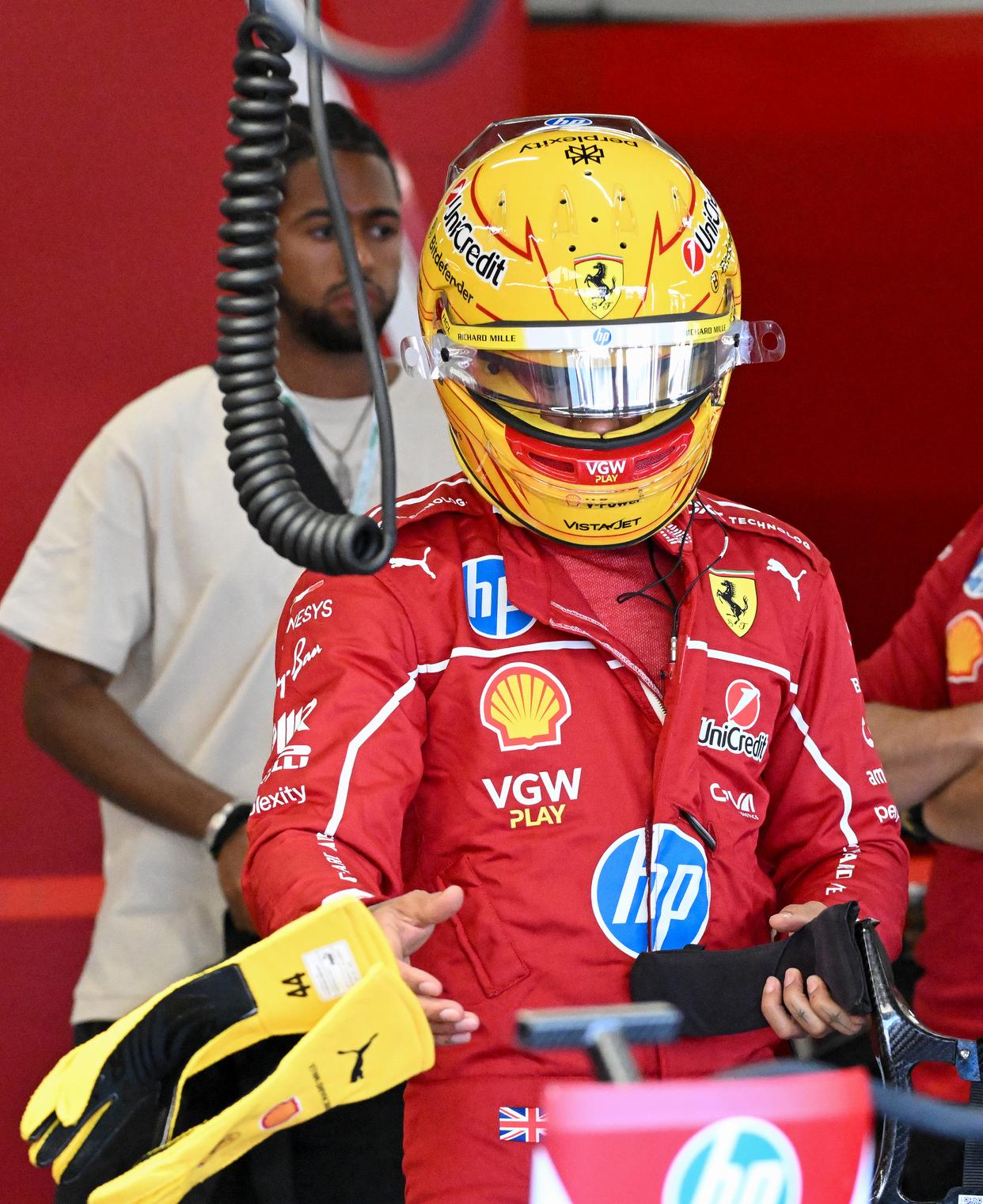 威廉姆斯鏖战哈斯车队，汉密尔顿扛起全队