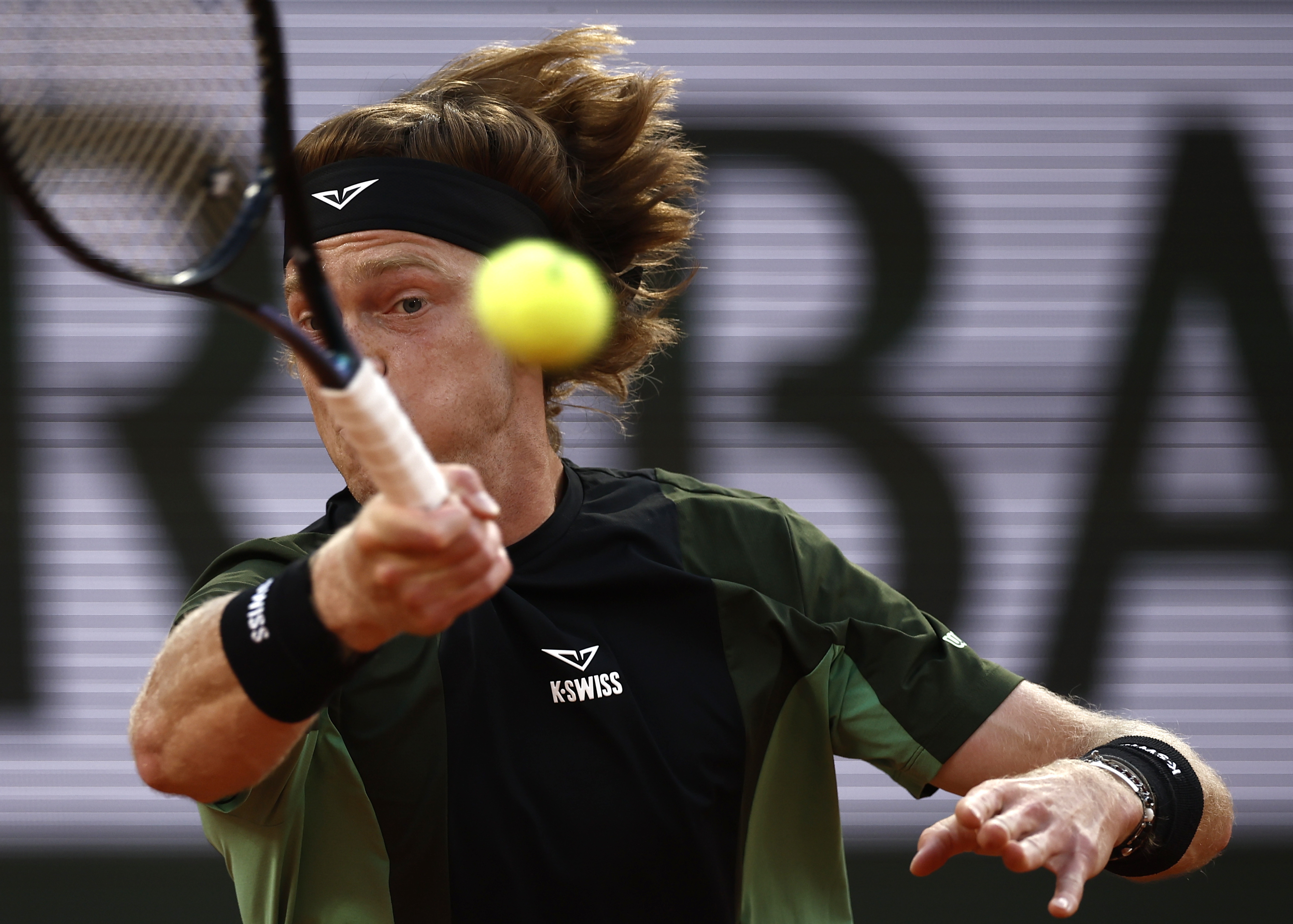 法网翻盘蒙特卡洛大师赛，辛纳刷新纪录