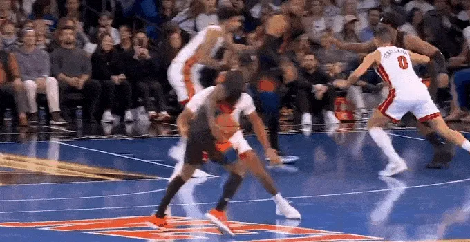 76人完胜雷霆，莫里斯一己之力扛起全队