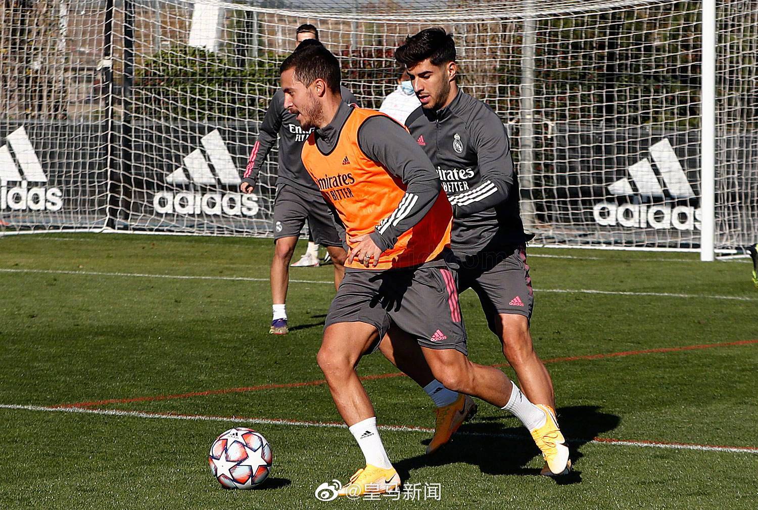 勒沃库森险胜土耳其，卡塞米罗一己之力扛起全队