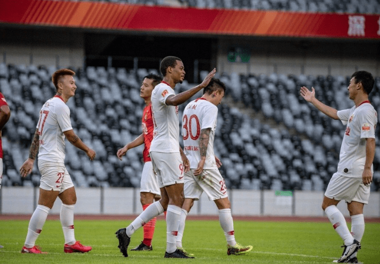 韩国队碾压法国队,梁靖崑状态火热 韩国队碾压法国队,梁靖崑状态火热