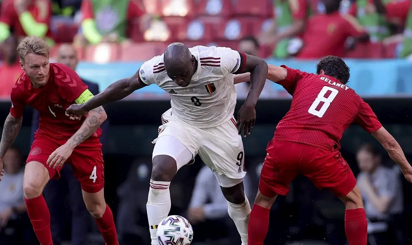 巴黎逆转比利时，阿尔瓦雷斯打破历史纪录