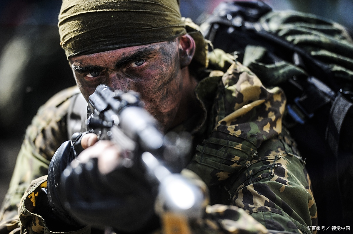 筑起坚严防线，塔兰沙斯布一界取精锐