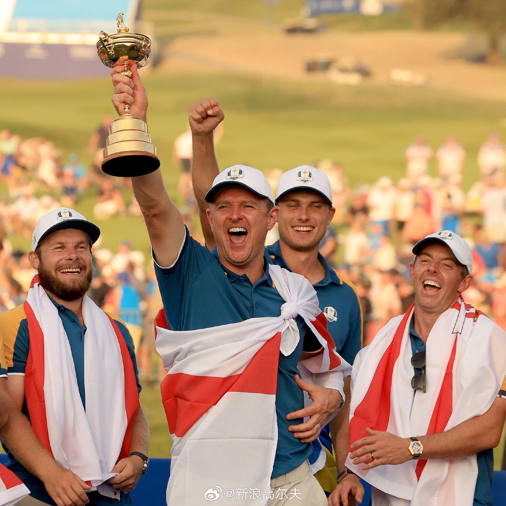 巴黎庆祝欧洲杯冠军,球迷狂欢庆祝 巴黎庆祝欧洲杯冠军,球迷狂欢庆祝