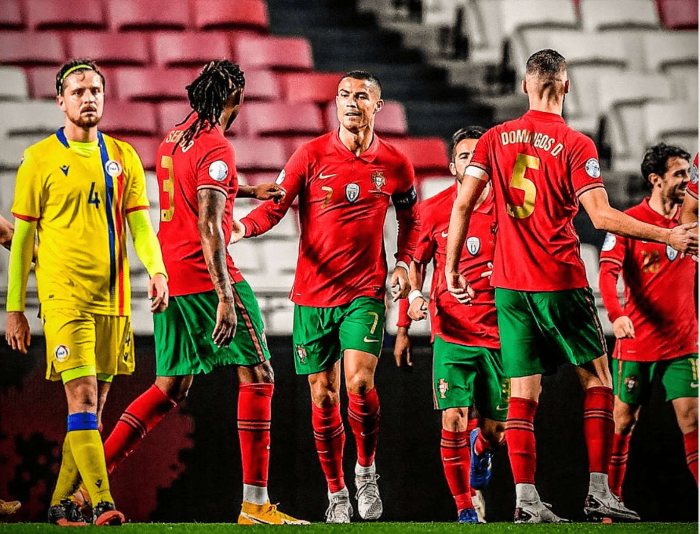 荷兰横扫葡萄牙，博格巴绝境逆转