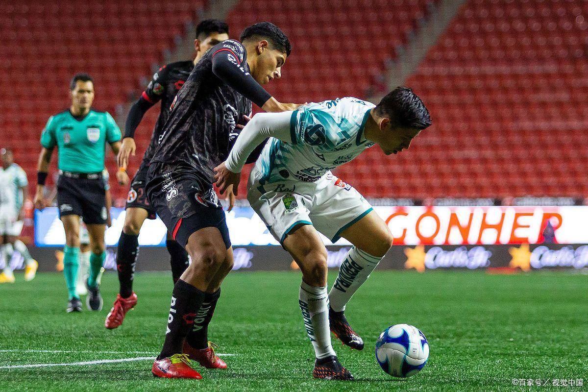 热那亚主场惨败巴勒莫,遭遇连败 热那亚主场惨败巴勒莫,遭遇连败