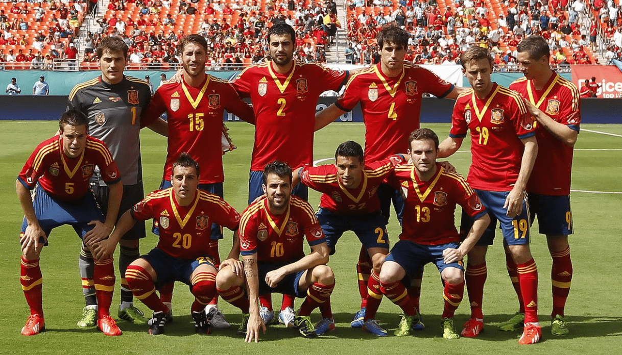 哈尔滨举办欧国联比赛，盛况空前